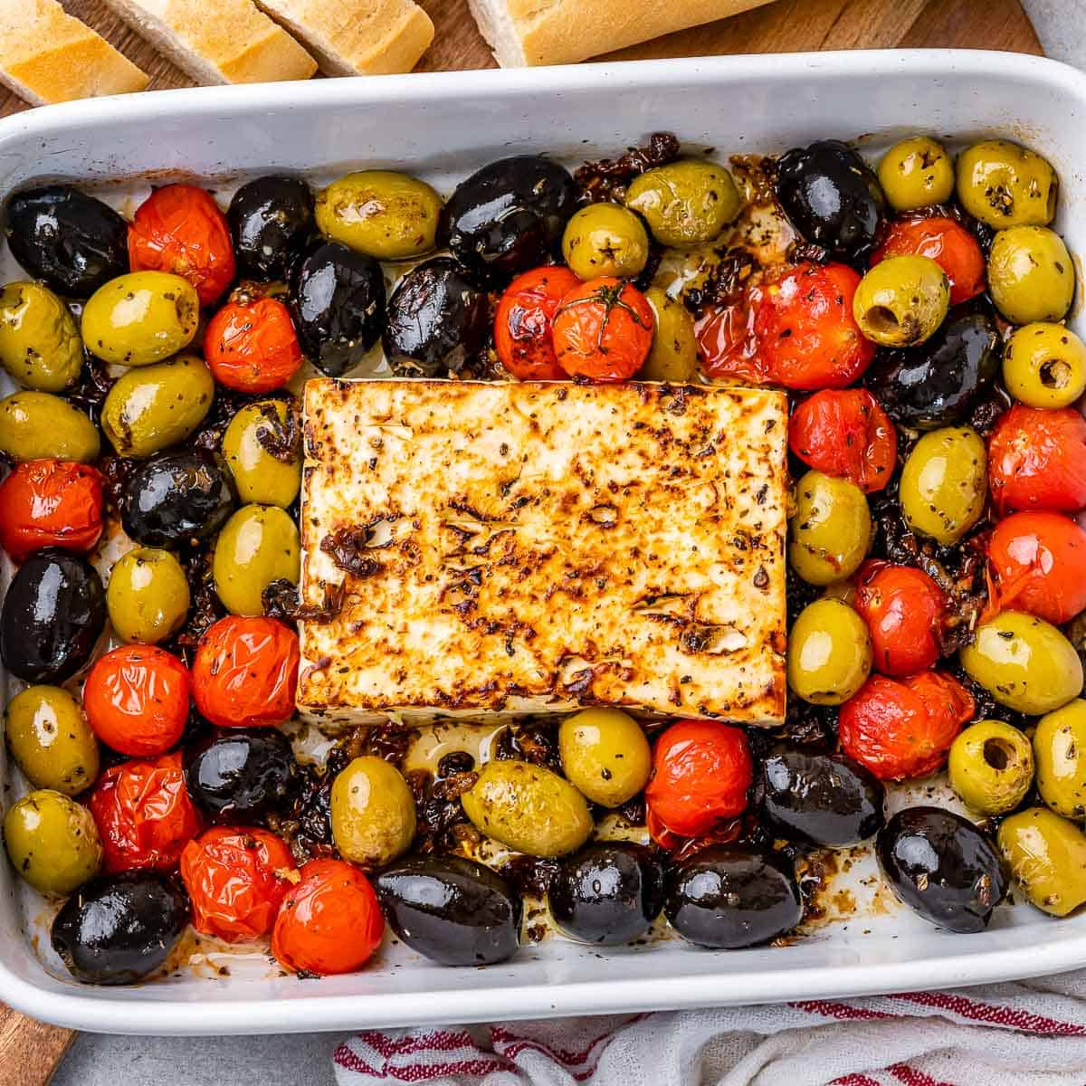 Wow Your Guests: Simple Baked Feta Dip for Any Gathering